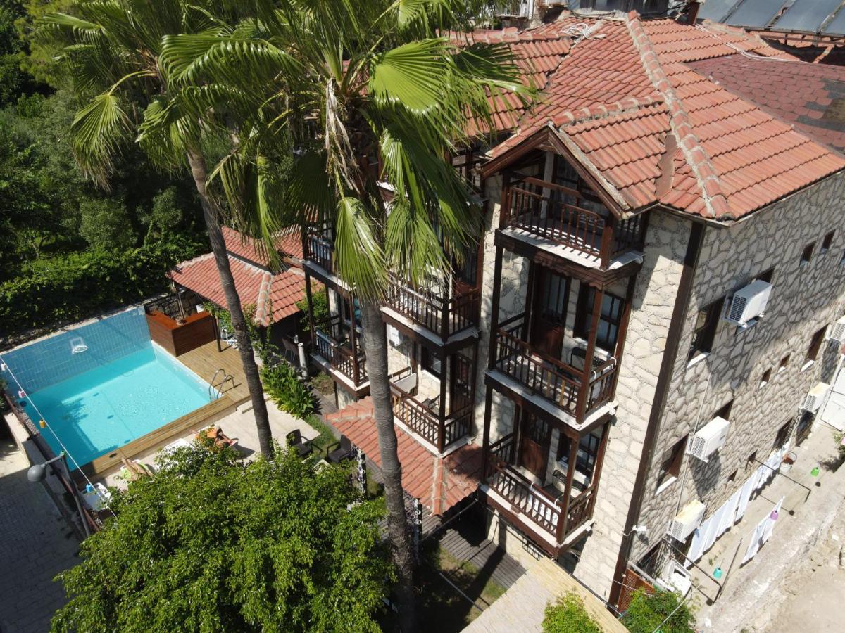 Adalis Boutique Hotel Side Exterior foto